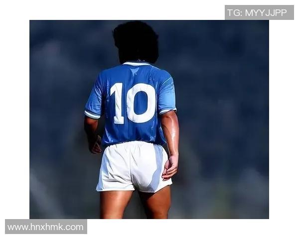 全球足坛的十号球星:他们是如何塑造比赛与历史的传奇人物 全球足坛的十号球星:他们是如何塑造比赛与历史的传奇人物